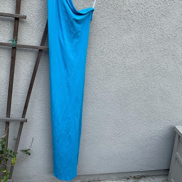 The Line by K Avalon Dress in Electric Turquoise - Picture 5 of 10